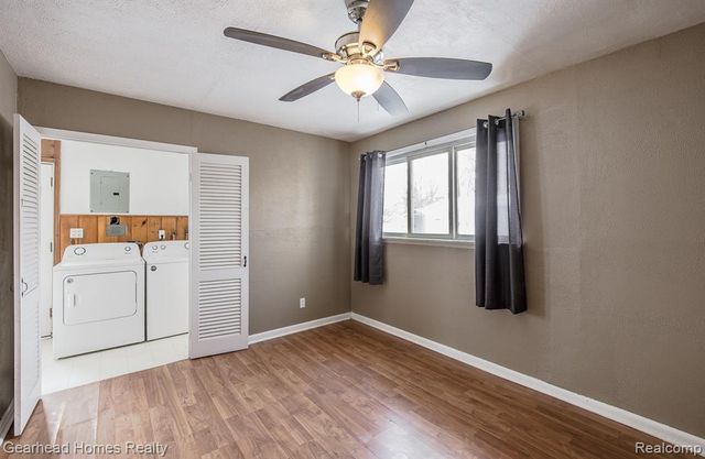 2340 Rollins Street, Grand Blanc, MI 48439