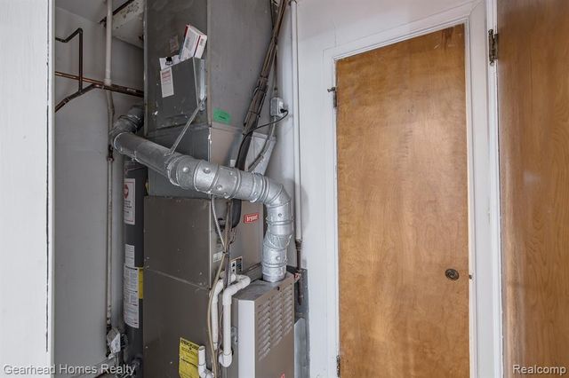 2340 Rollins Street, Grand Blanc, MI 48439