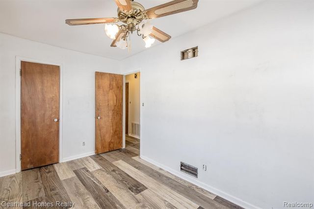 2340 Rollins Street, Grand Blanc, MI 48439