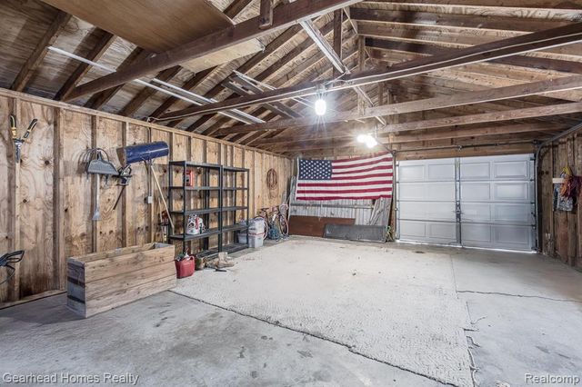 2340 Rollins Street, Grand Blanc, MI 48439