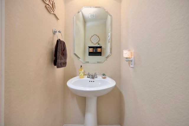 1608 Placitas Trail, Fort Worth, TX 76131