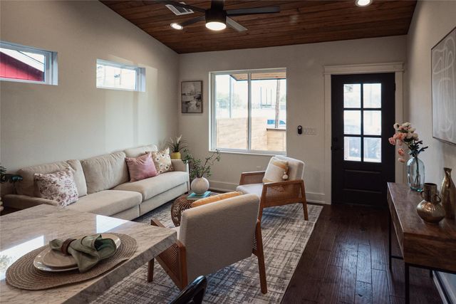 2515 Gonzales ST, Austin, TX 78702