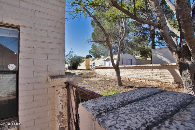 156 N Trevino Road, Santa Teresa, NM 88008