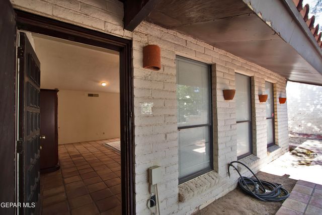 156 N Trevino Road, Santa Teresa, NM 88008