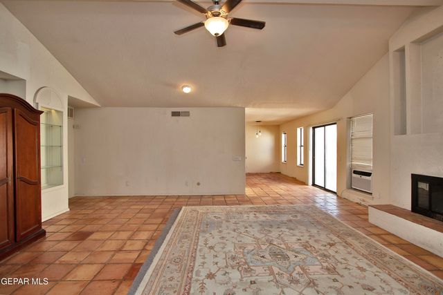 156 N Trevino Road, Santa Teresa, NM 88008