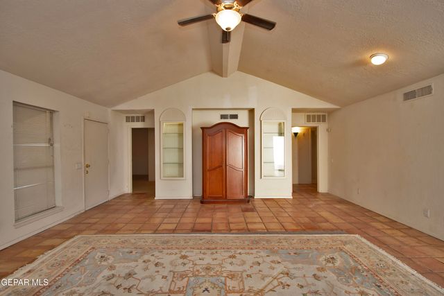 156 N Trevino Road, Santa Teresa, NM 88008