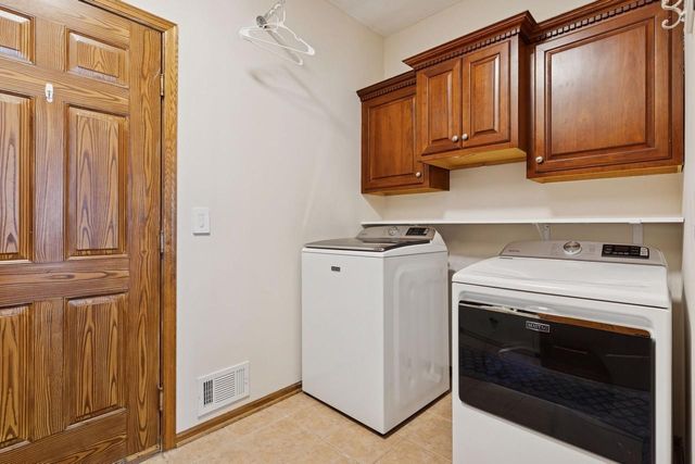 26435 Noble Road, Excelsior, MN 55331