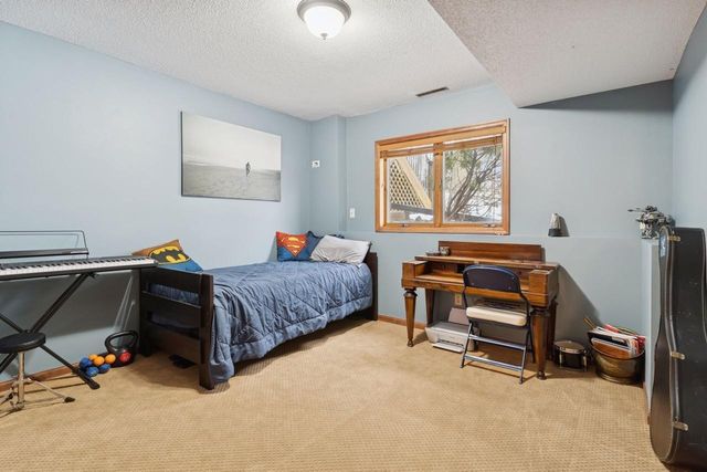 26435 Noble Road, Excelsior, MN 55331