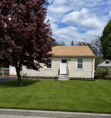 24 Warren Ave, Stoughton, MA 02072