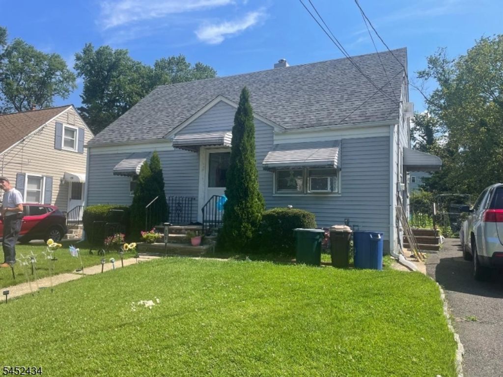 209 Linden Ave, Rahway City, NJ 07065