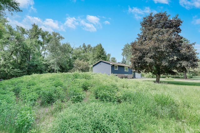 900 James Street, Lino Lakes, MN 55014