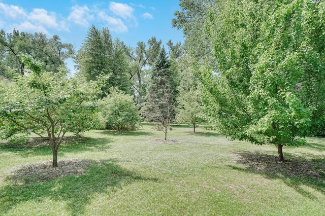 900 James Street, Lino Lakes, MN 55014
