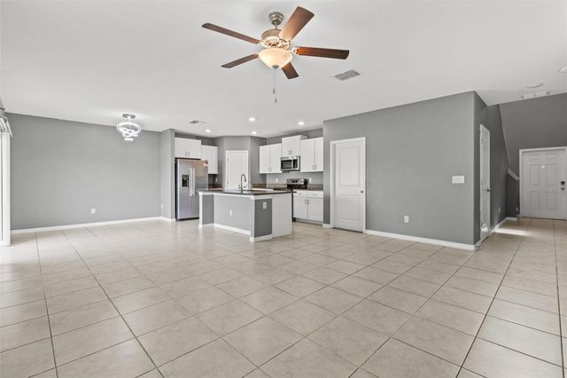 16671 KINGMAN REEF STREET, Wimauma, FL 33598