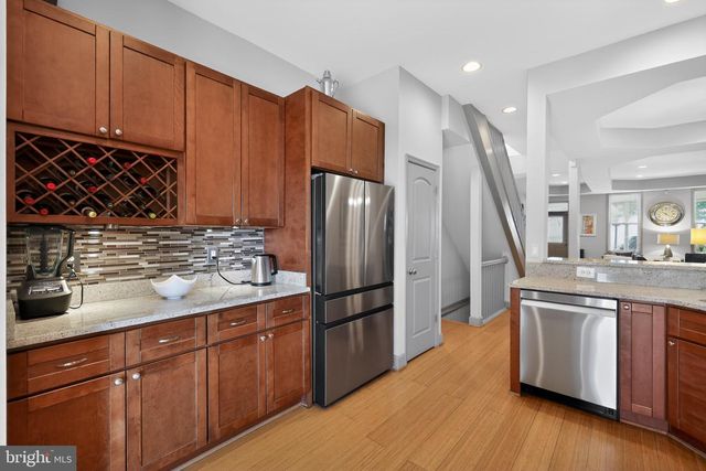 928 INGRAHAM ST NW, Washington, DC 20011