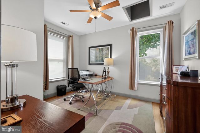 928 INGRAHAM ST NW, Washington, DC 20011