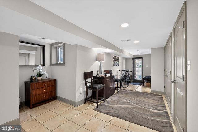 928 INGRAHAM ST NW, Washington, DC 20011