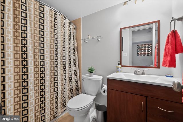928 INGRAHAM ST NW, Washington, DC 20011