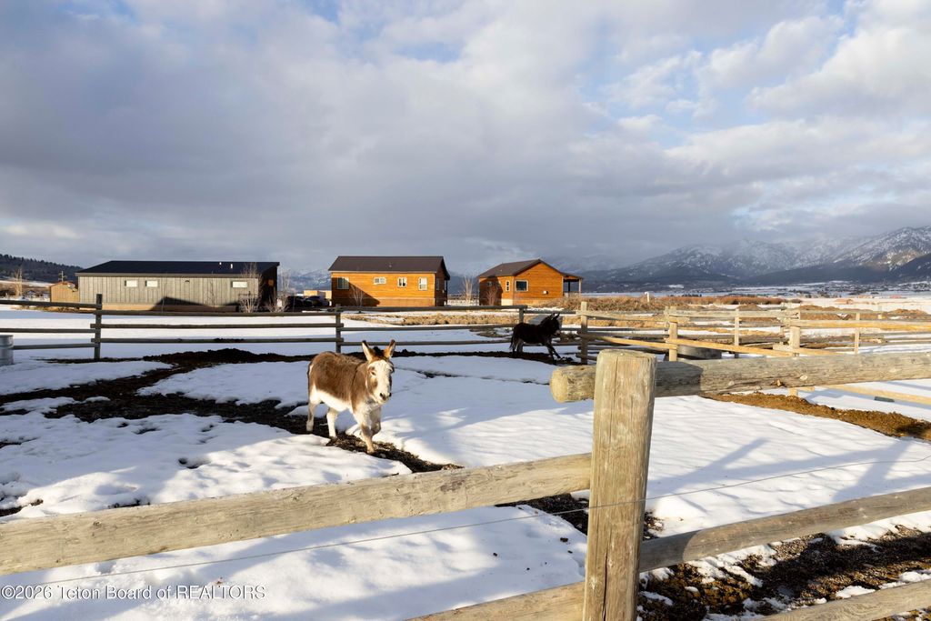 5352 COUNTY ROAD 114, Etna, WY 83118 photo 22