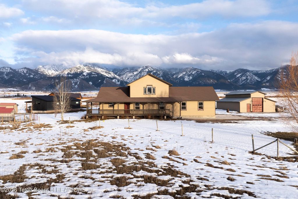 5352 COUNTY ROAD 114, Etna, WY 83118 photo 3