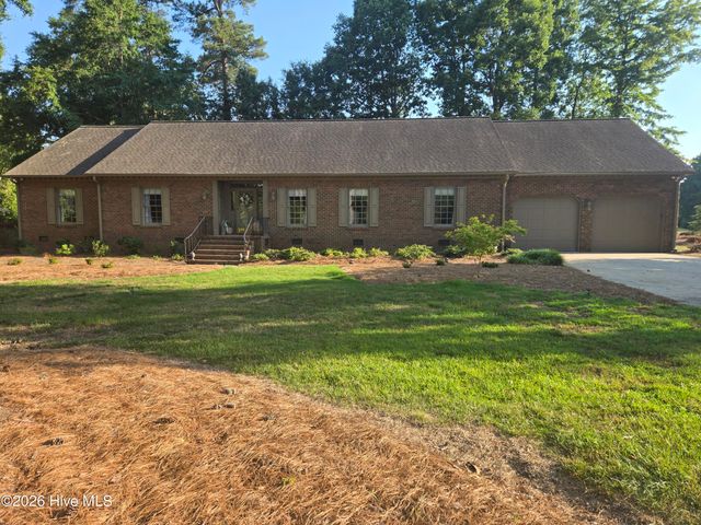 5050 Country Club Drive N, Wilson, NC 27896