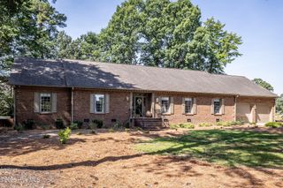 5050 Country Club Drive N, Wilson, NC 27896
