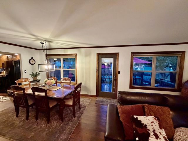4338 S Delaware Avenue, Springfield, MO 65804