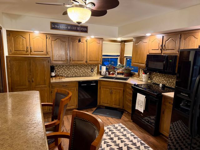 4338 S Delaware Avenue, Springfield, MO 65804