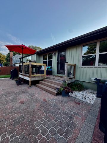 4338 S Delaware Avenue, Springfield, MO 65804