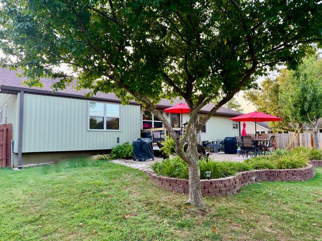 4338 S Delaware Avenue, Springfield, MO 65804