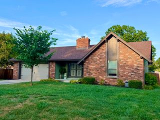4338 S Delaware Avenue, Springfield, MO 65804