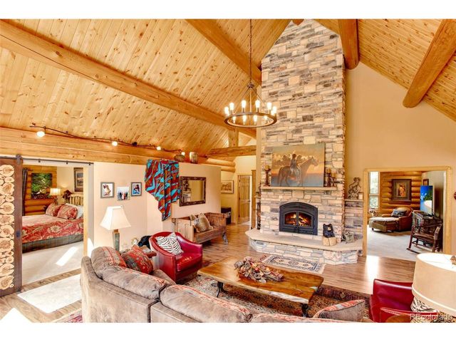 427 Wilderness Ridge Way, Bellvue, CO 80512