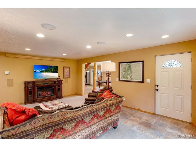 427 Wilderness Ridge Way, Bellvue, CO 80512