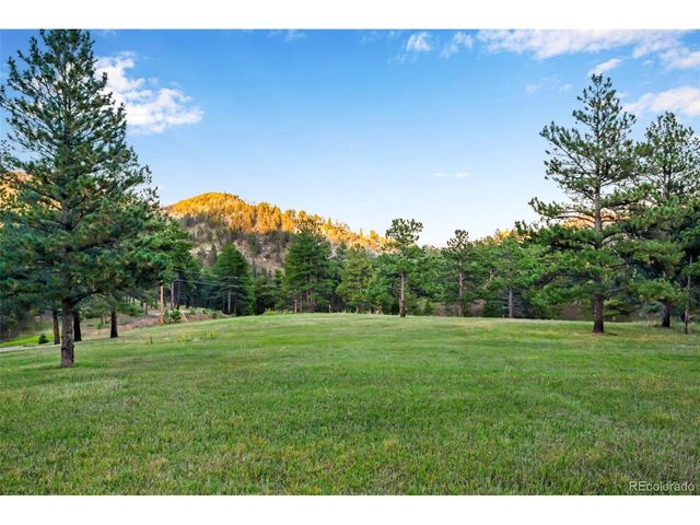 427 Wilderness Ridge Way, Bellvue, CO 80512
