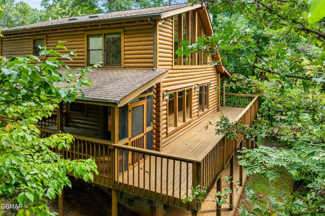 3839 Saddle Brook Way, Sevierville, TN 37862