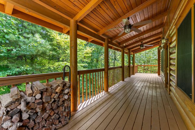 3839 Saddle Brook Way, Sevierville, TN 37862