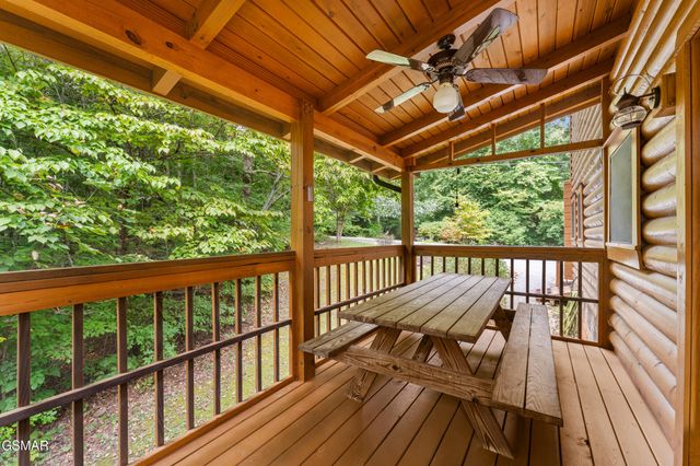 3839 Saddle Brook Way, Sevierville, TN 37862