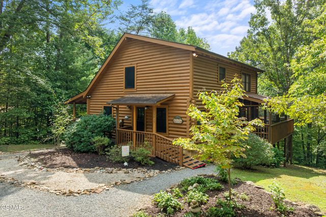 3839 Saddle Brook Way, Sevierville, TN 37862