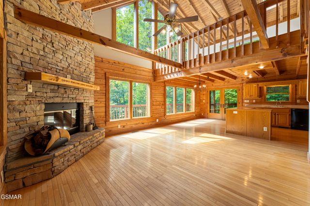 3839 Saddle Brook Way, Sevierville, TN 37862
