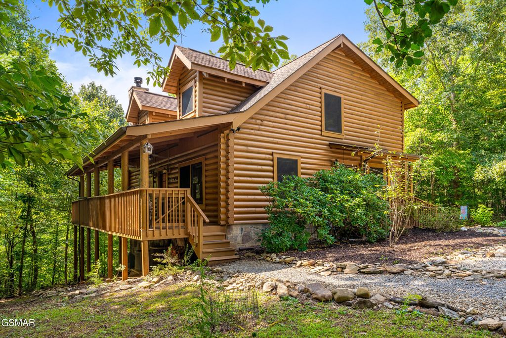 3839 Saddle Brook Way, Sevierville, TN 37862