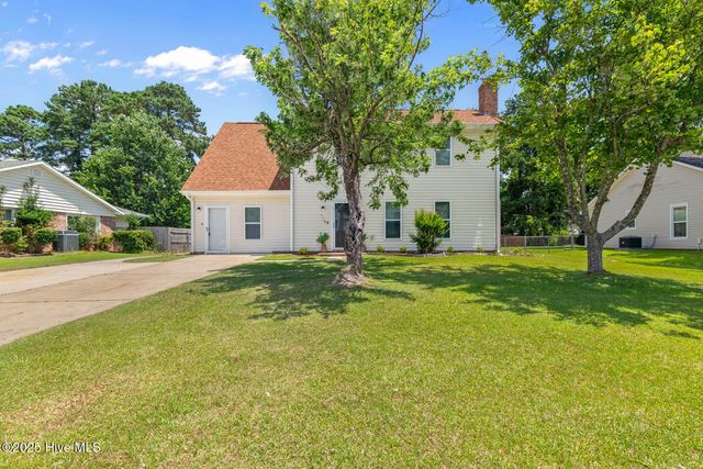 118 Carriage Drive, Jacksonville, NC 28546