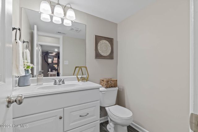 118 Carriage Drive, Jacksonville, NC 28546