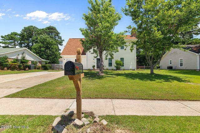 118 Carriage Drive, Jacksonville, NC 28546