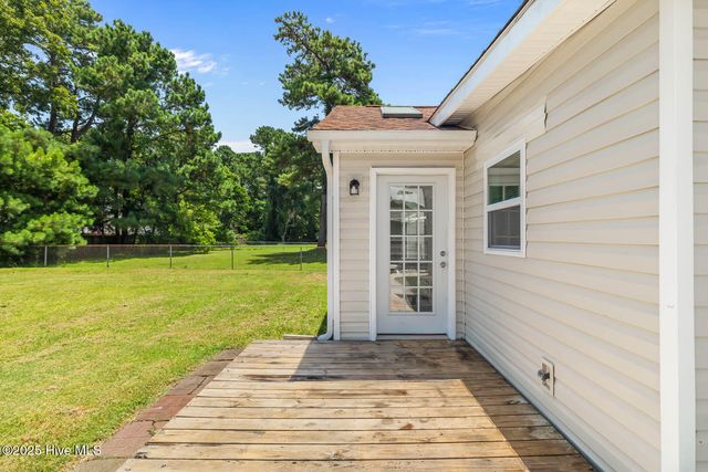 118 Carriage Drive, Jacksonville, NC 28546