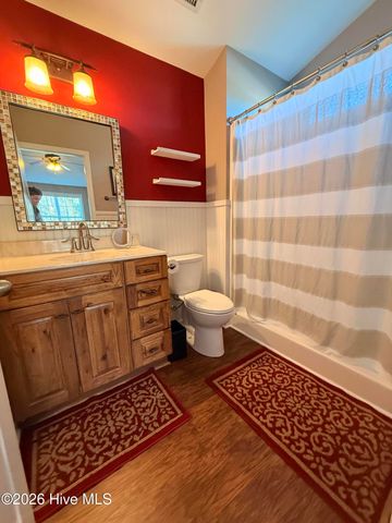 561 Singletary Avenue, Elizabethtown, NC 28337