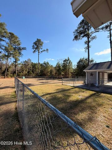 561 Singletary Avenue, Elizabethtown, NC 28337