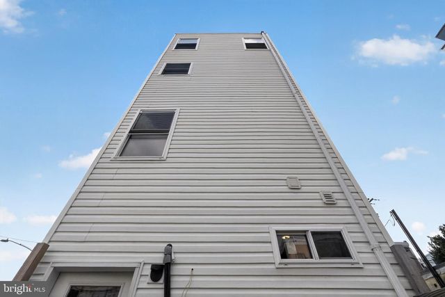 2143 E ARIZONA ST, Philadelphia, PA 19125