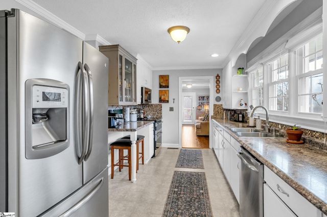 401 Parkins Mill Road, Greenville, SC 29607