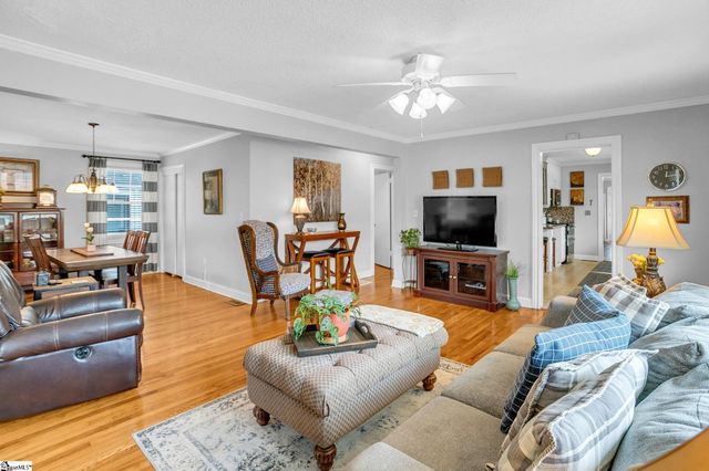 401 Parkins Mill Road, Greenville, SC 29607