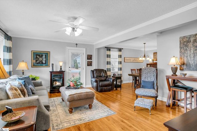 401 Parkins Mill Road, Greenville, SC 29607