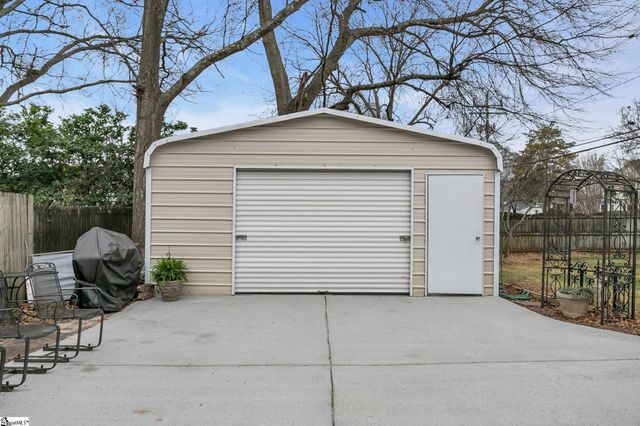 401 Parkins Mill Road, Greenville, SC 29607